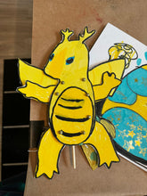 Load image into Gallery viewer, Kids Monster Puppet Art Workshop
