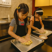 Load image into Gallery viewer, Cranberry Shortbread Cookie Baking Workshop (By Kith Cafe)
